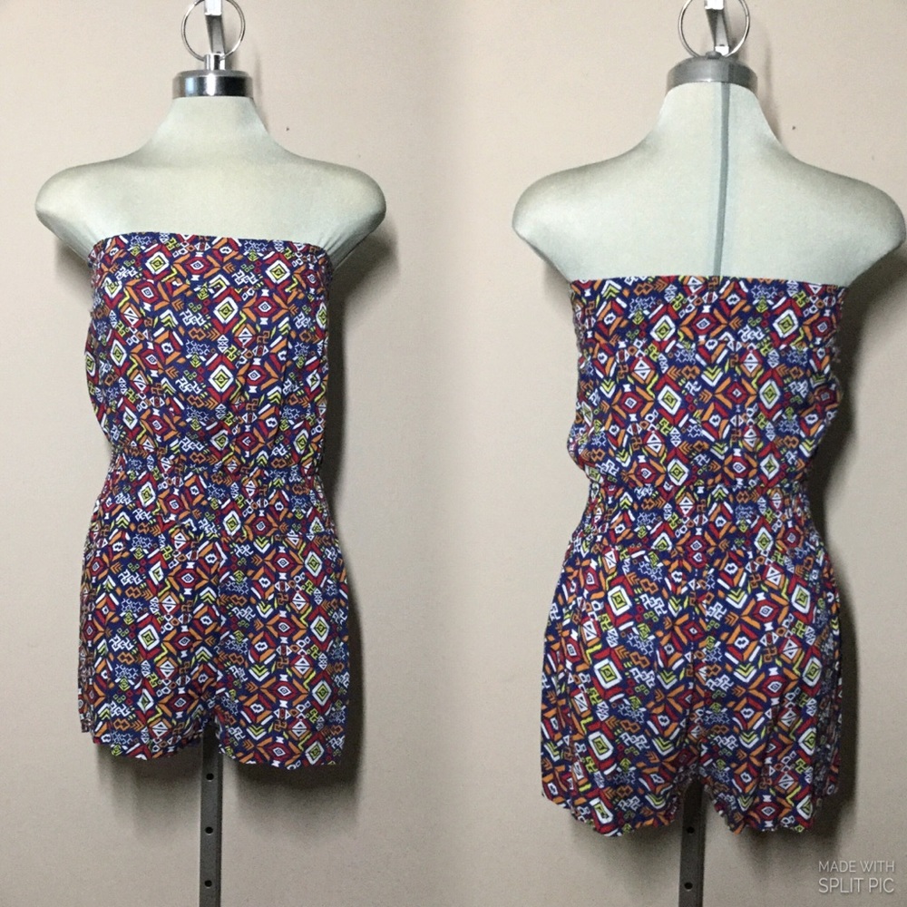 Rue 21 Beautiful Multicolour Strapless Romper Size S